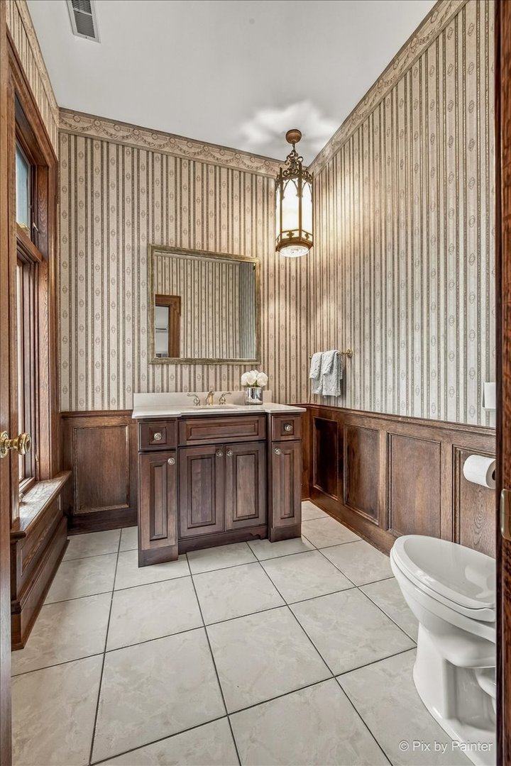 5n719 Castle Drive Property Photo 31