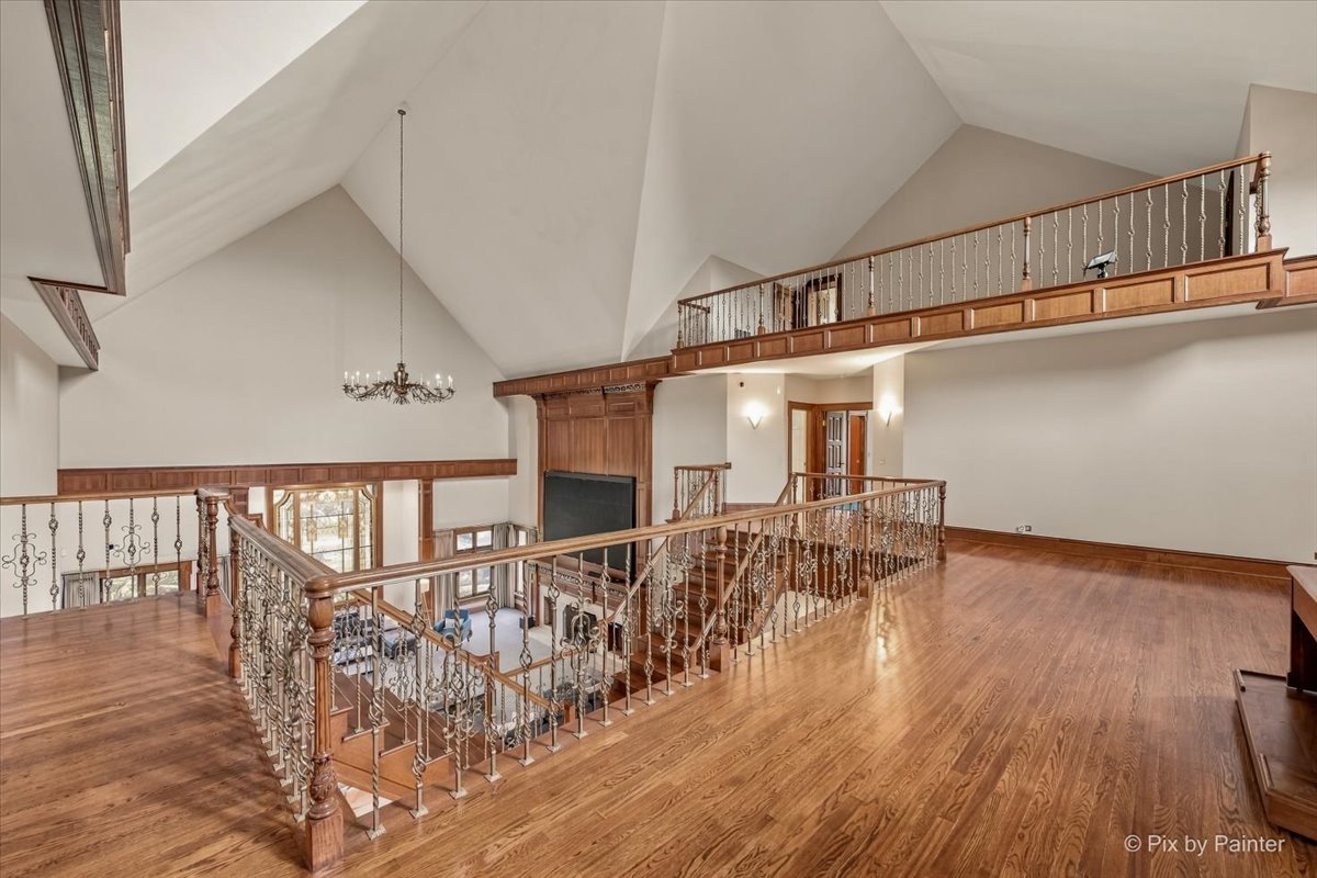 5n719 Castle Drive Property Photo 35