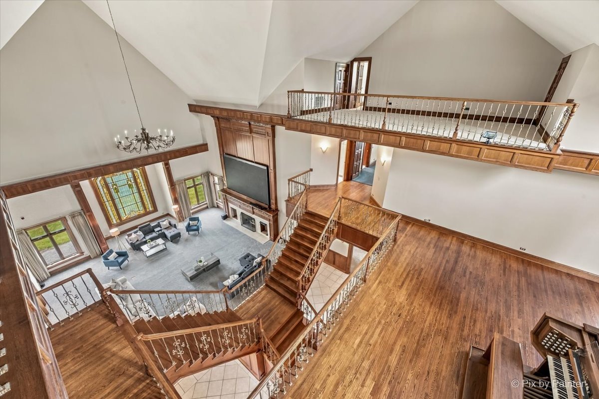 5n719 Castle Drive Property Photo 36