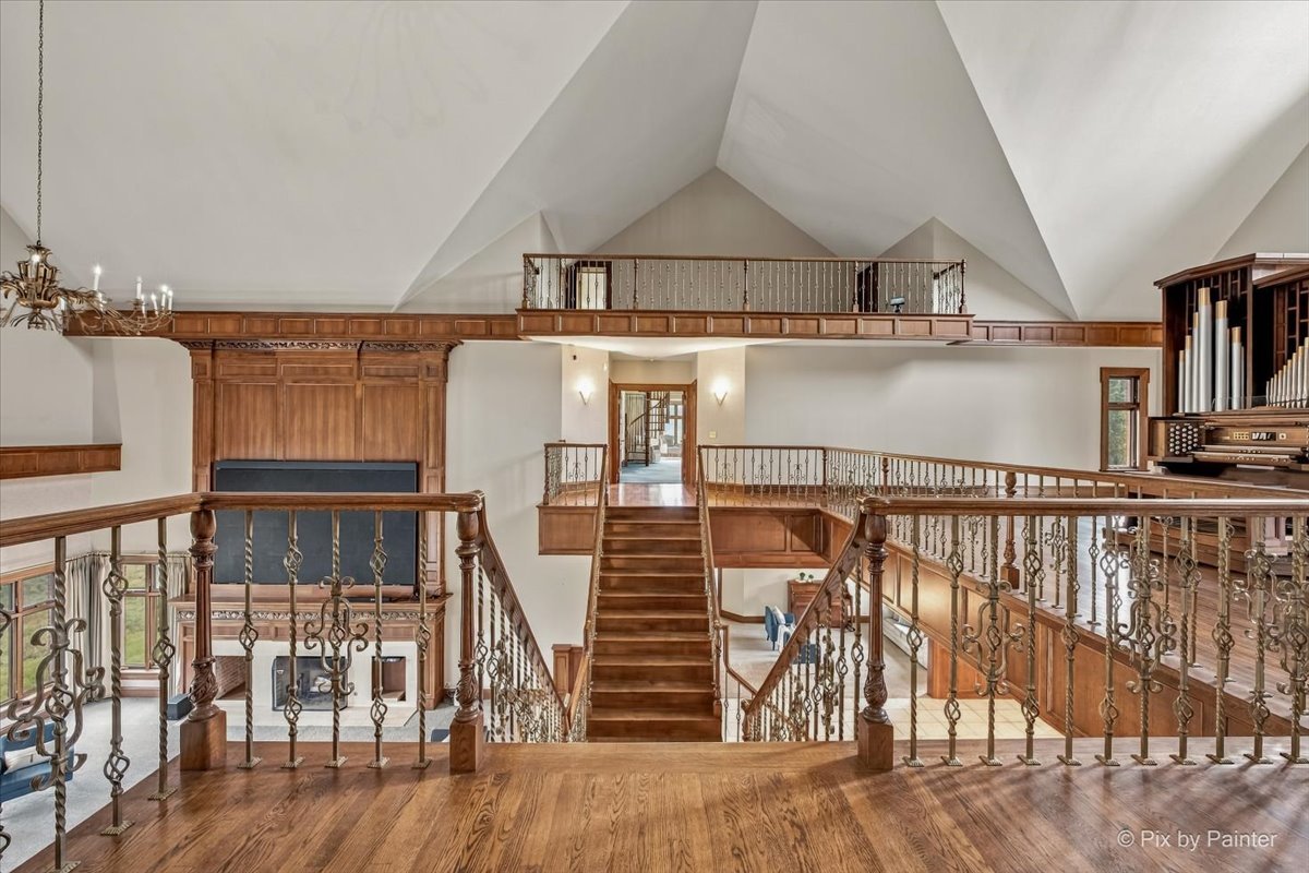 5n719 Castle Drive Property Photo 38