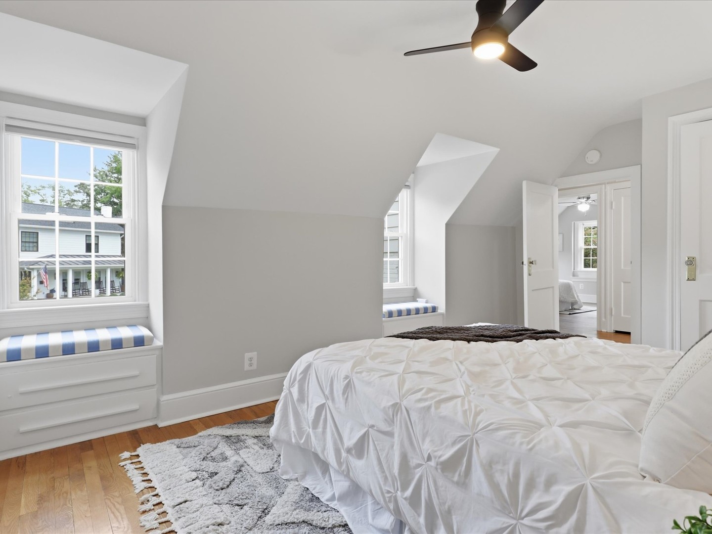 200 Pine Street Property Photo 12