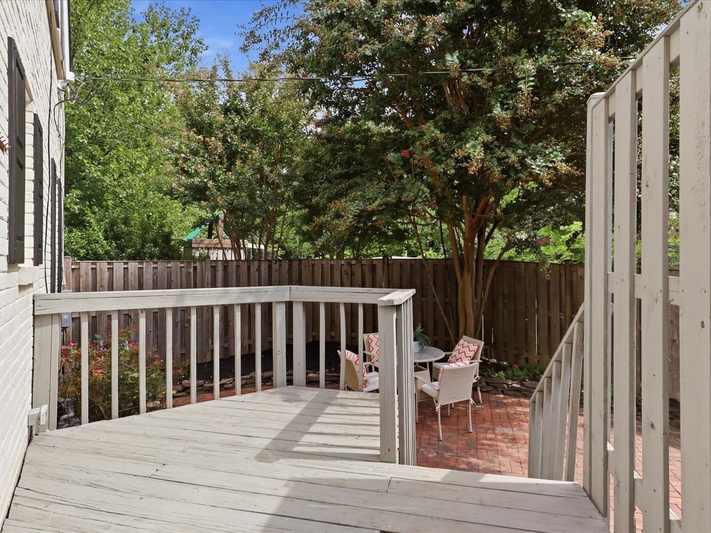 200 Pine Street Property Photo 24