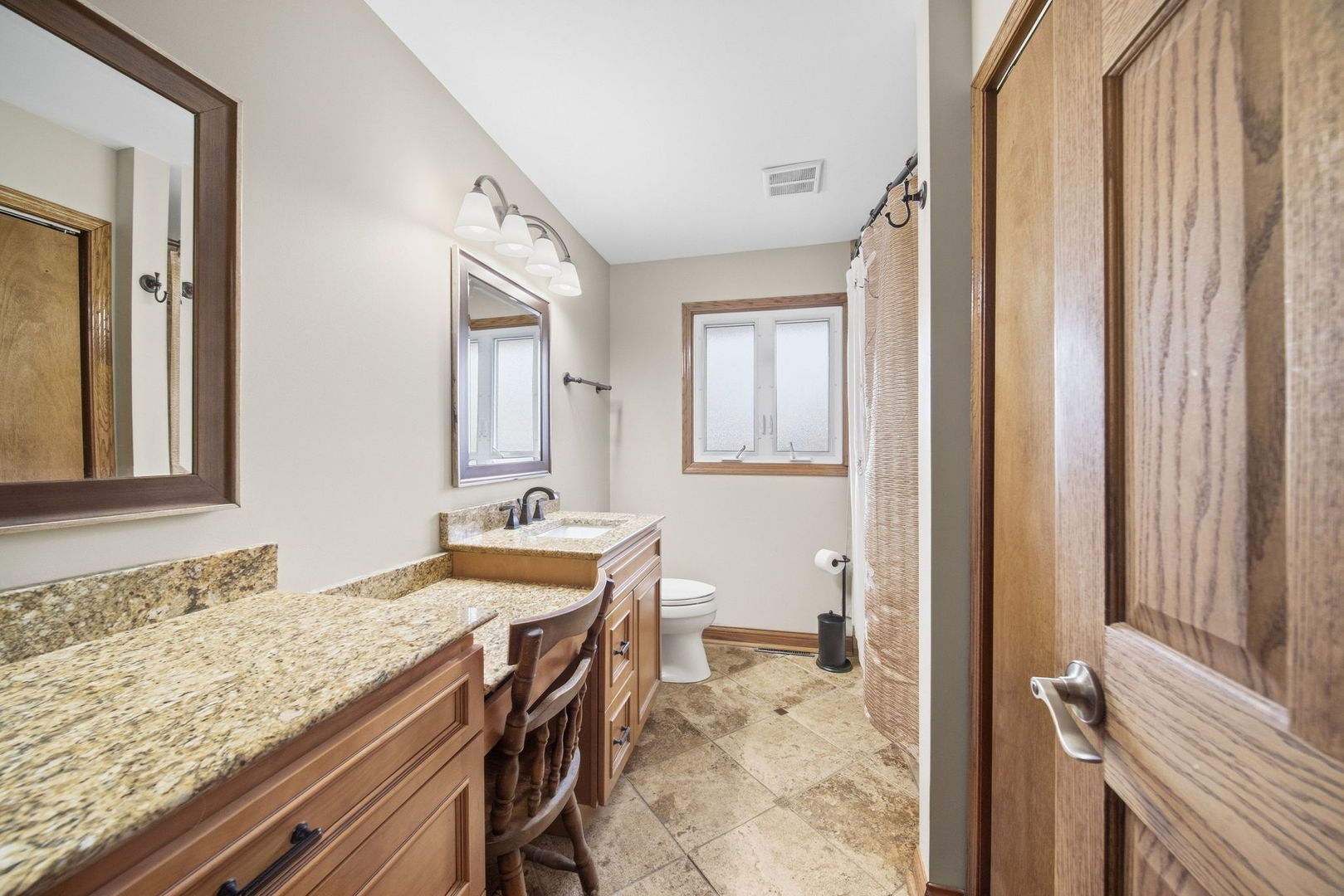 17736 S Ridgeland Avenue Property Photo 13