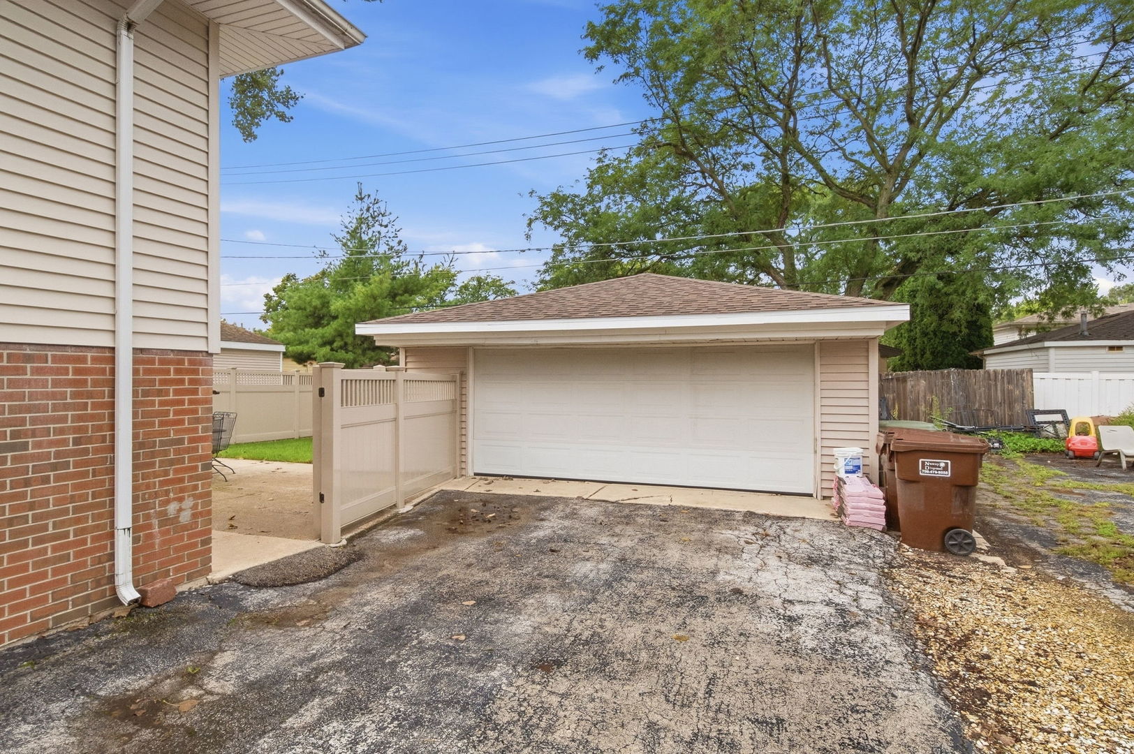 17736 S Ridgeland Avenue Property Photo 22