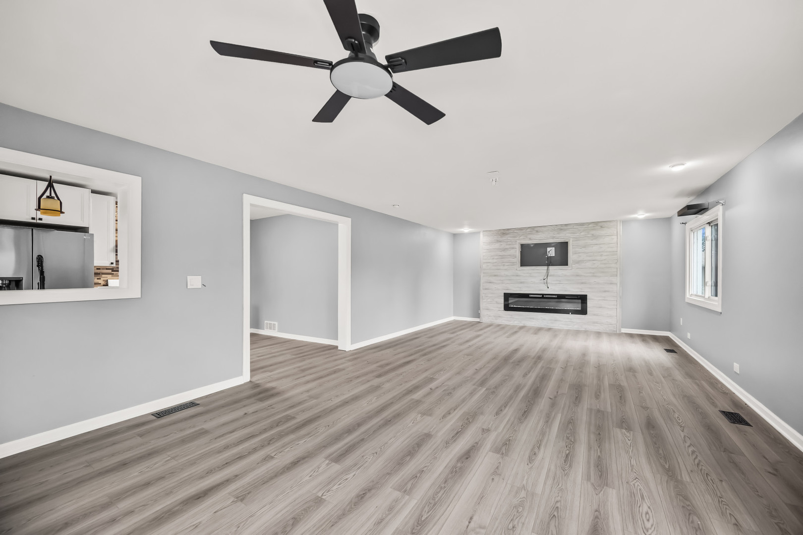 3250 186th Street Property Photo 2