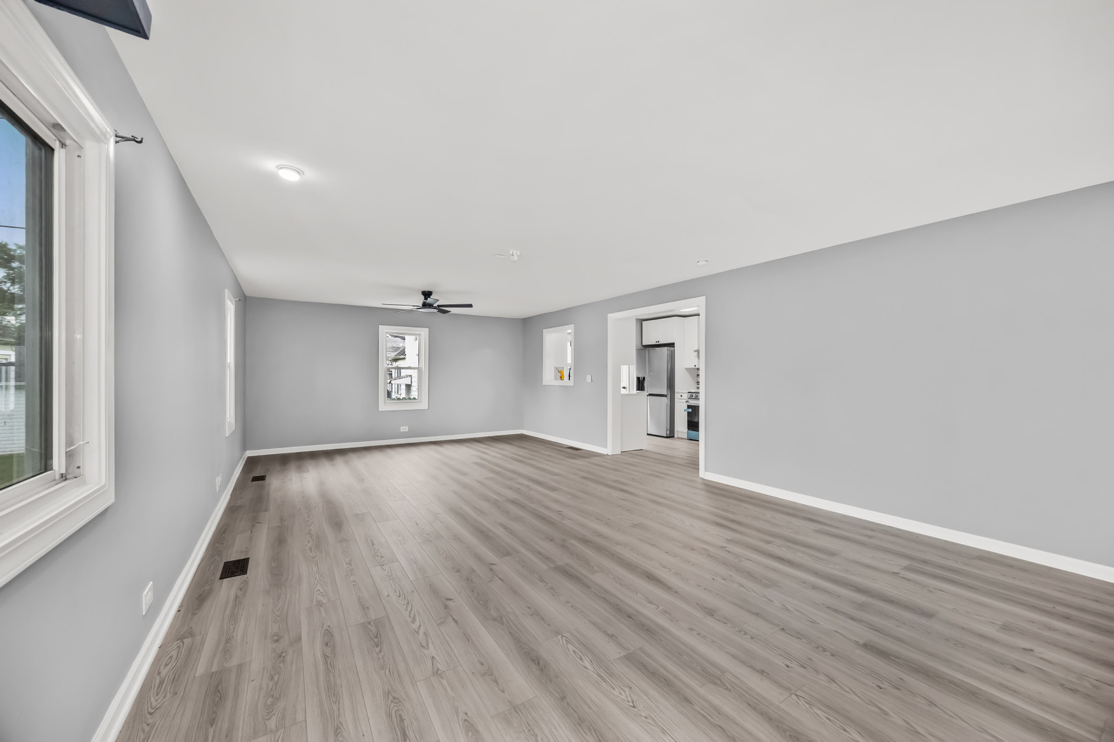 3250 186th Street Property Photo 6