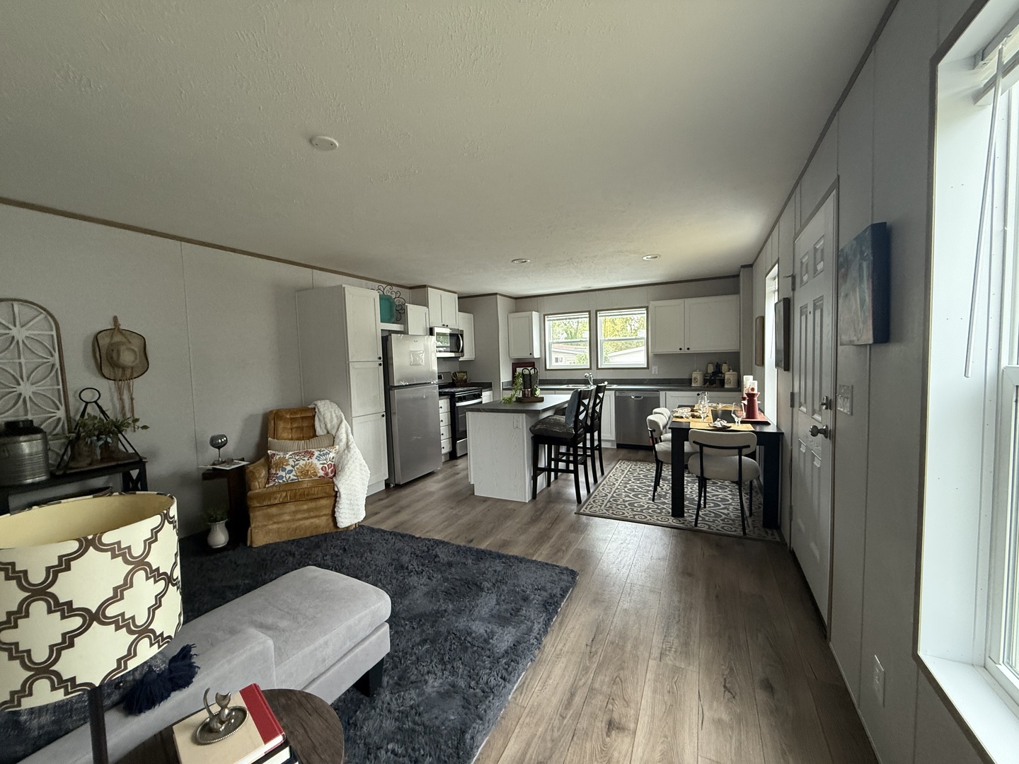 182 Windmere Circle Property Photo 2