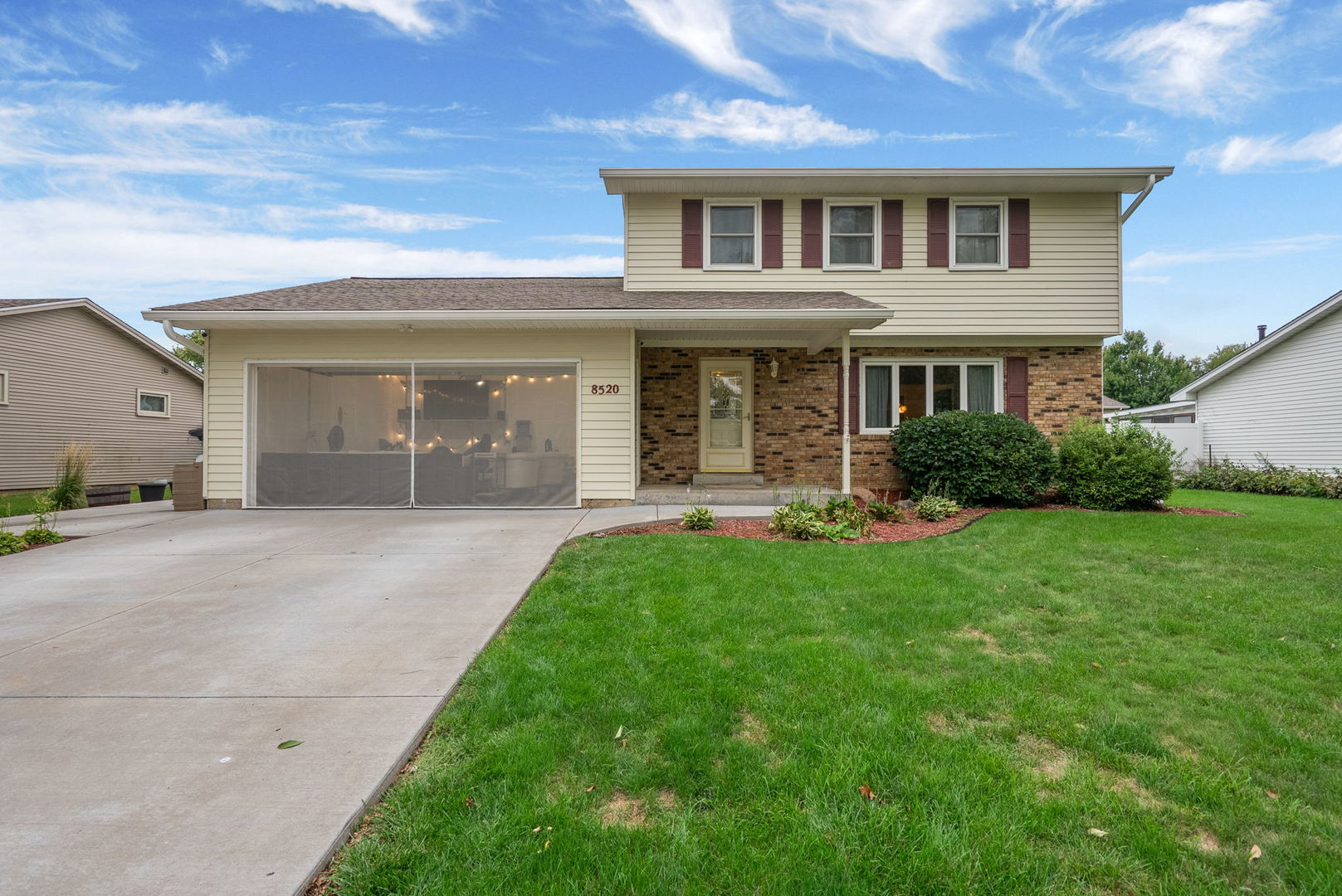 8520 18th Street Property Photo 1