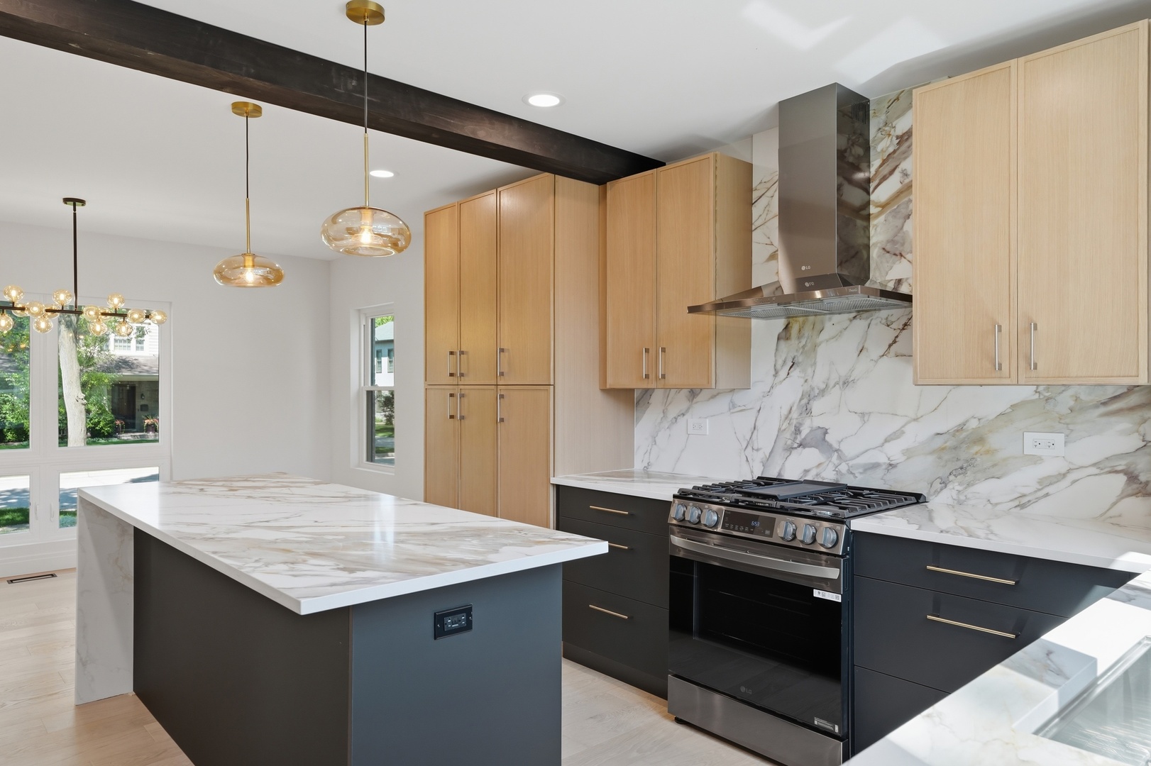 3923 Clausen Avenue Property Photo 13