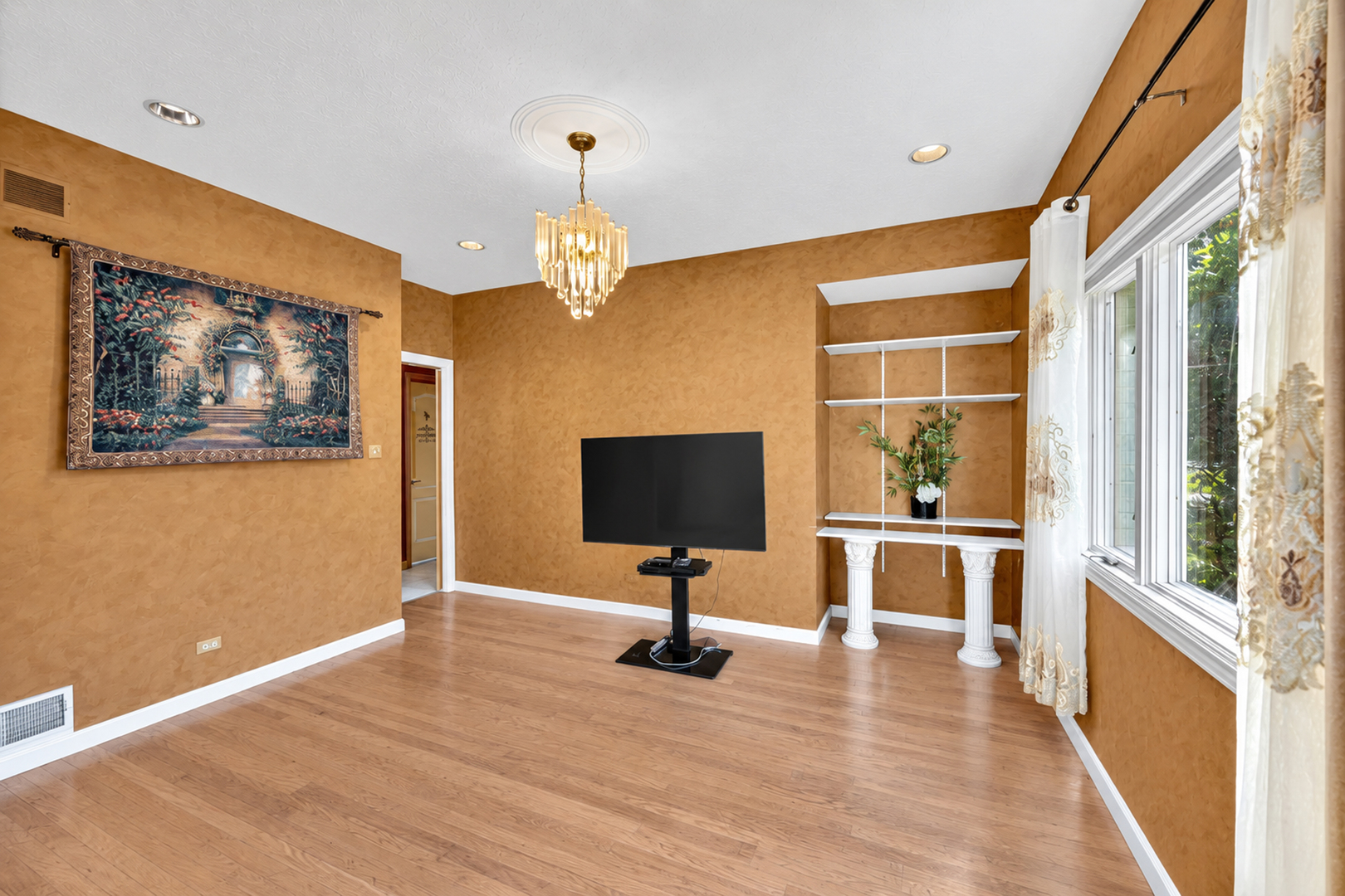 21176 Lisa Lane Property Photo 18