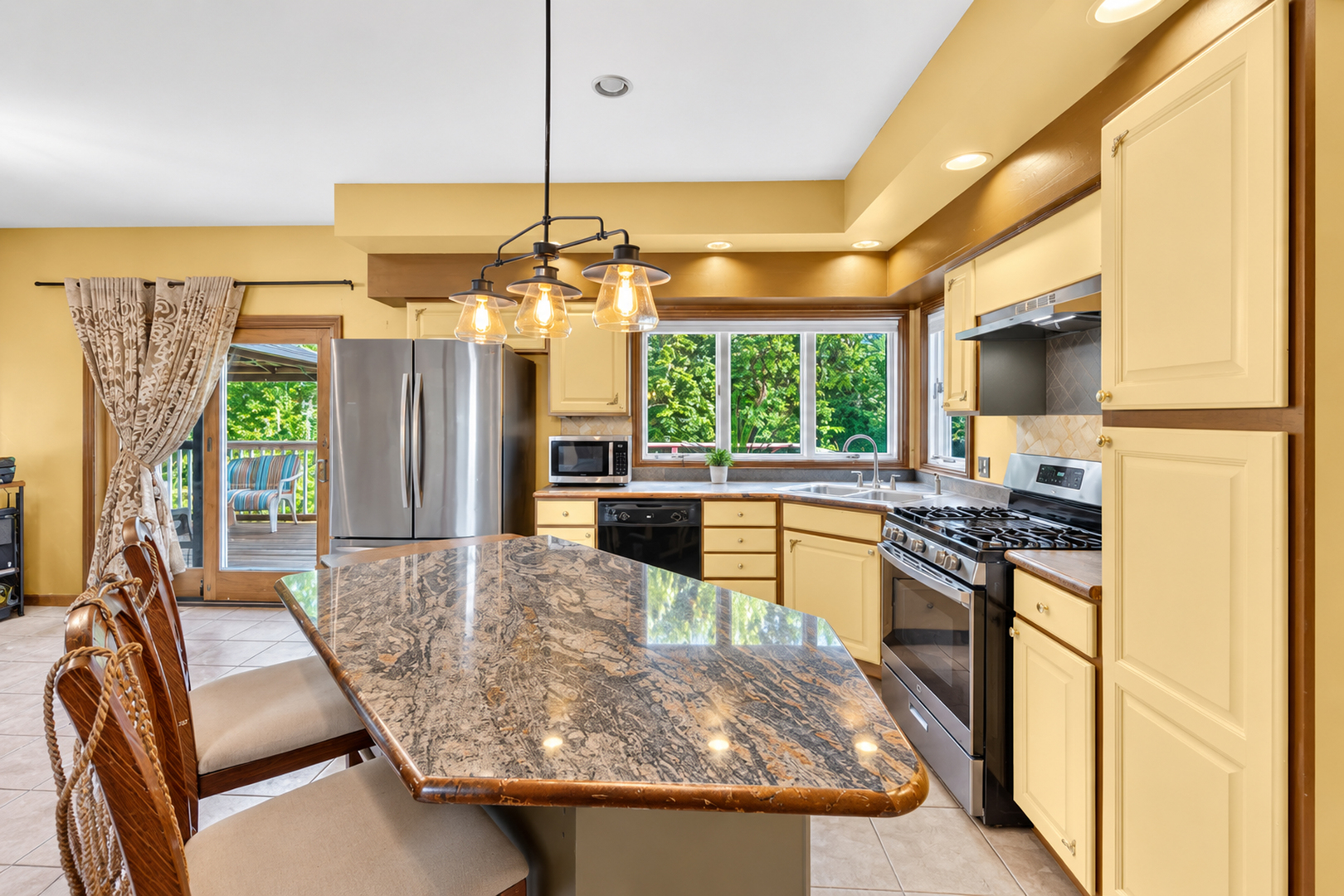 21176 Lisa Lane Property Photo 21