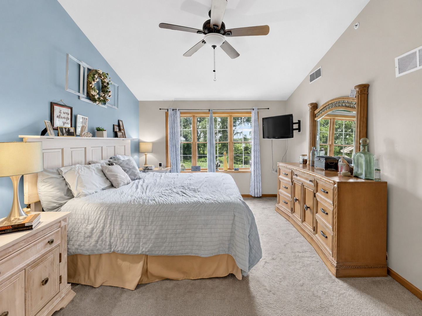 21329 Windy Hill Drive Property Photo 18
