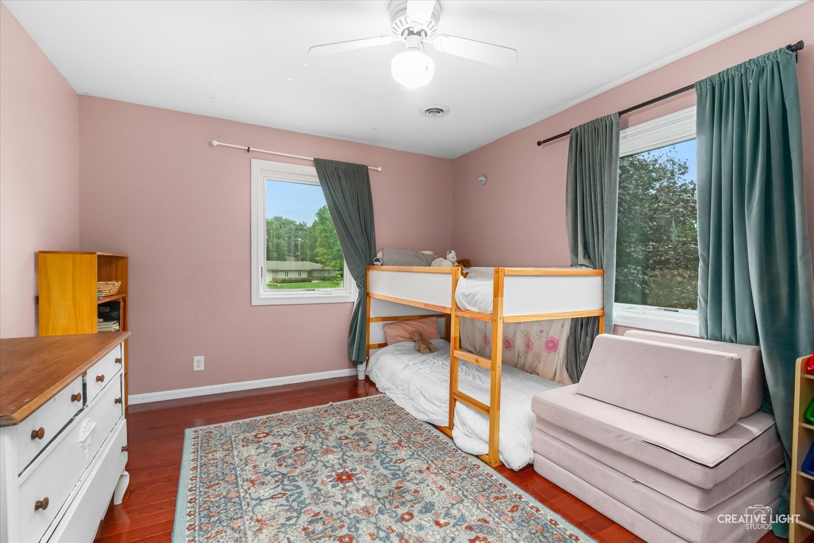 4s170 Hazelcrest Drive Property Photo 16