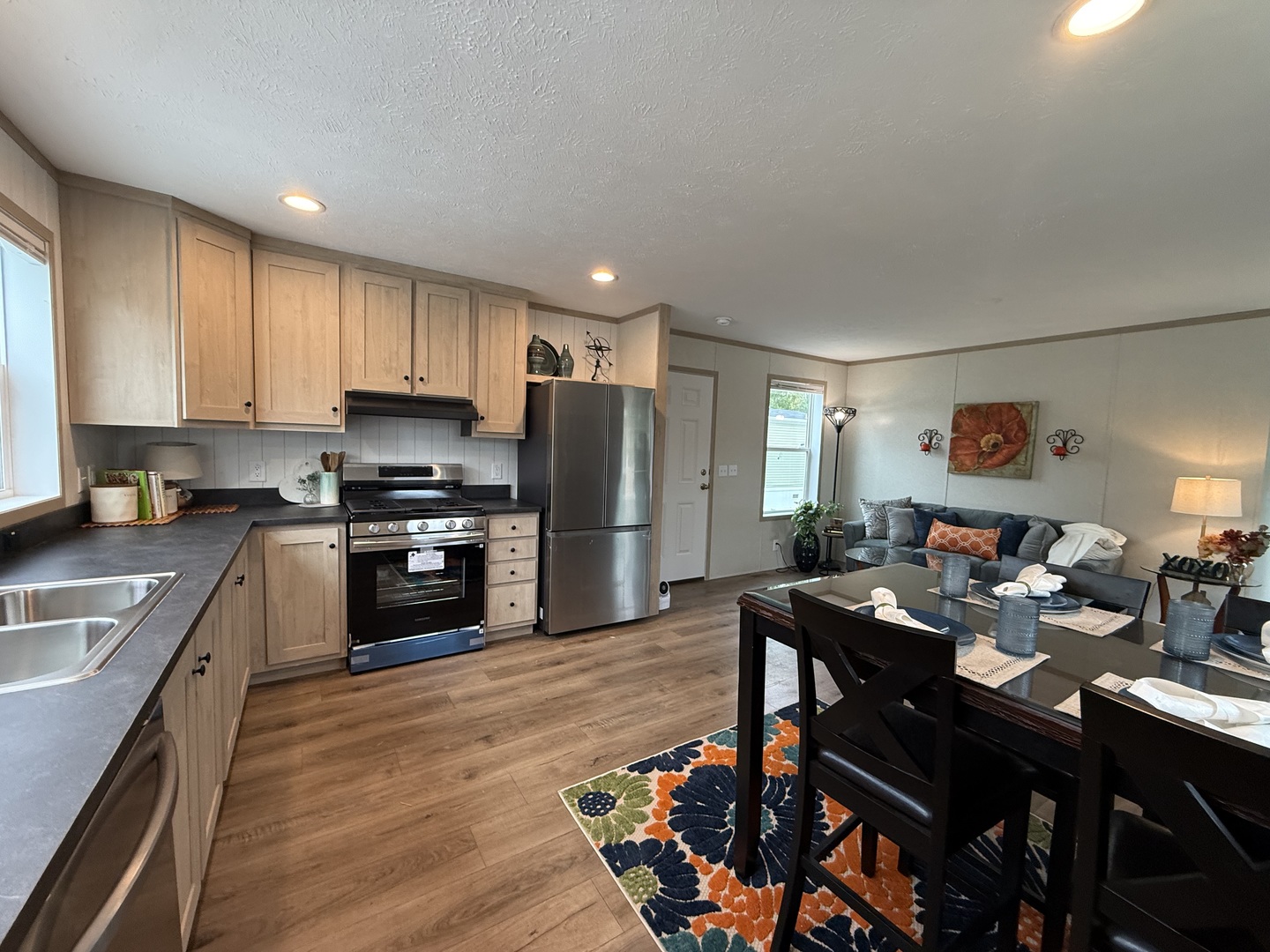 181 Windmere Circle Property Photo 4