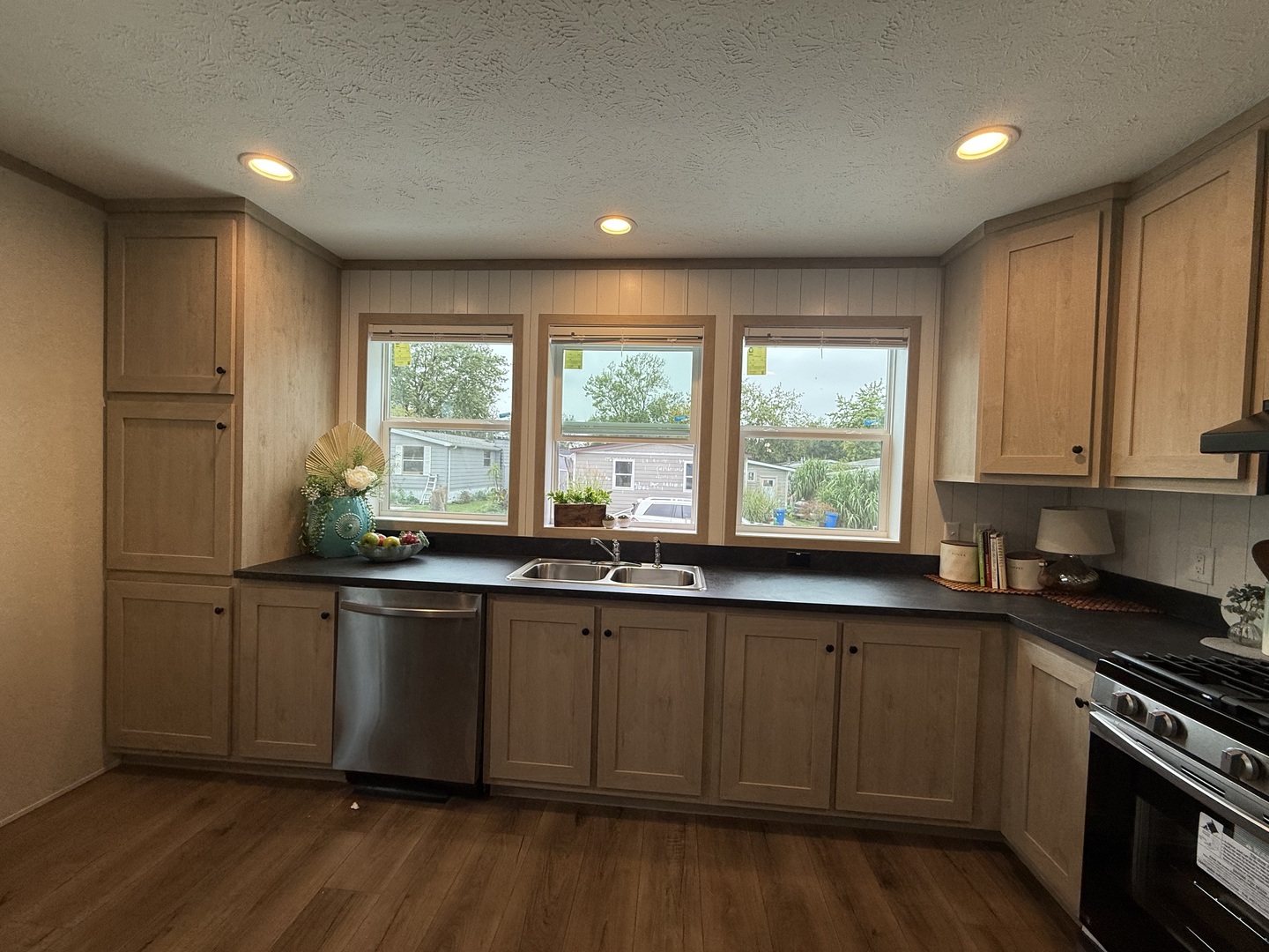 181 Windmere Circle Property Photo 6