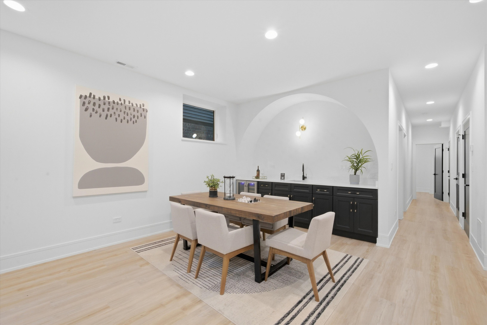 1914 N Rockwell Street Property Photo 35