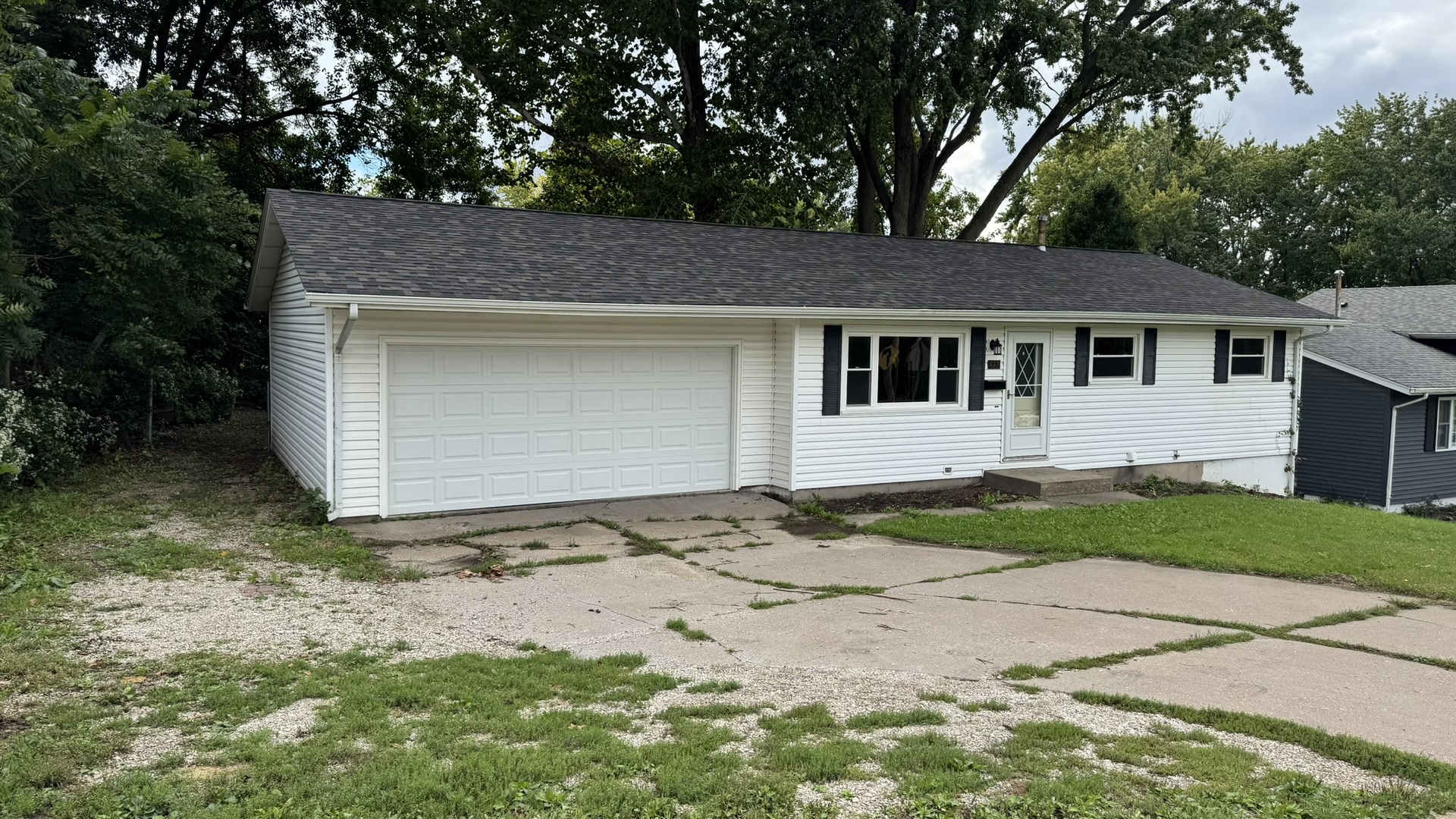 1331 SPRUCE HILLS Drive Property Photo 1