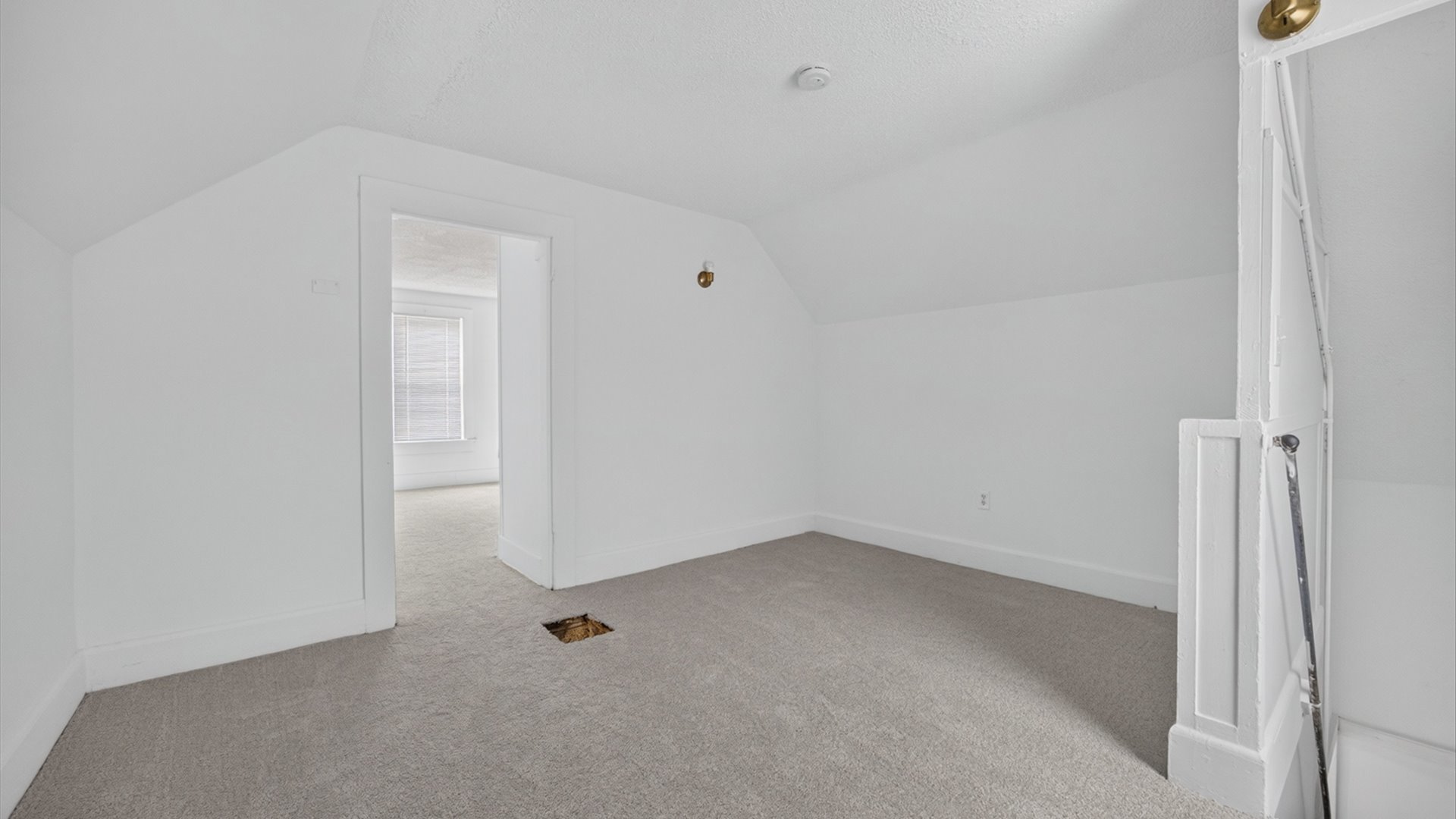 1205 W Taylor Street Property Photo 12