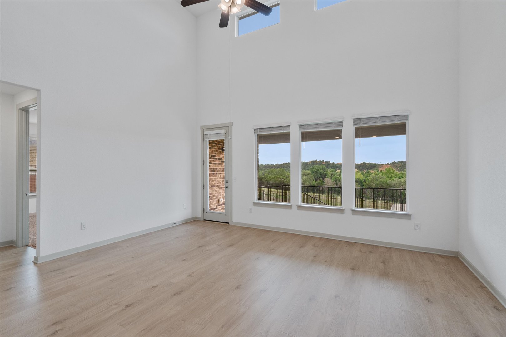 216 Mystic Canyon Lane Property Photo 11