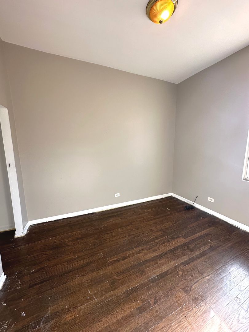 4237 W Gladys Avenue 2 Property Photo 10
