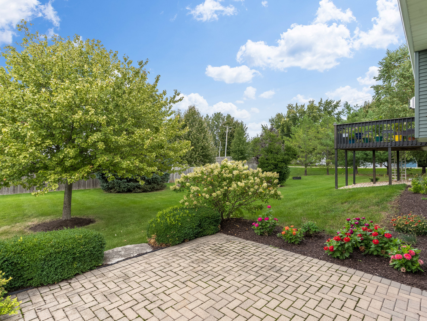 1062 Kingsway Lane Property Photo 23