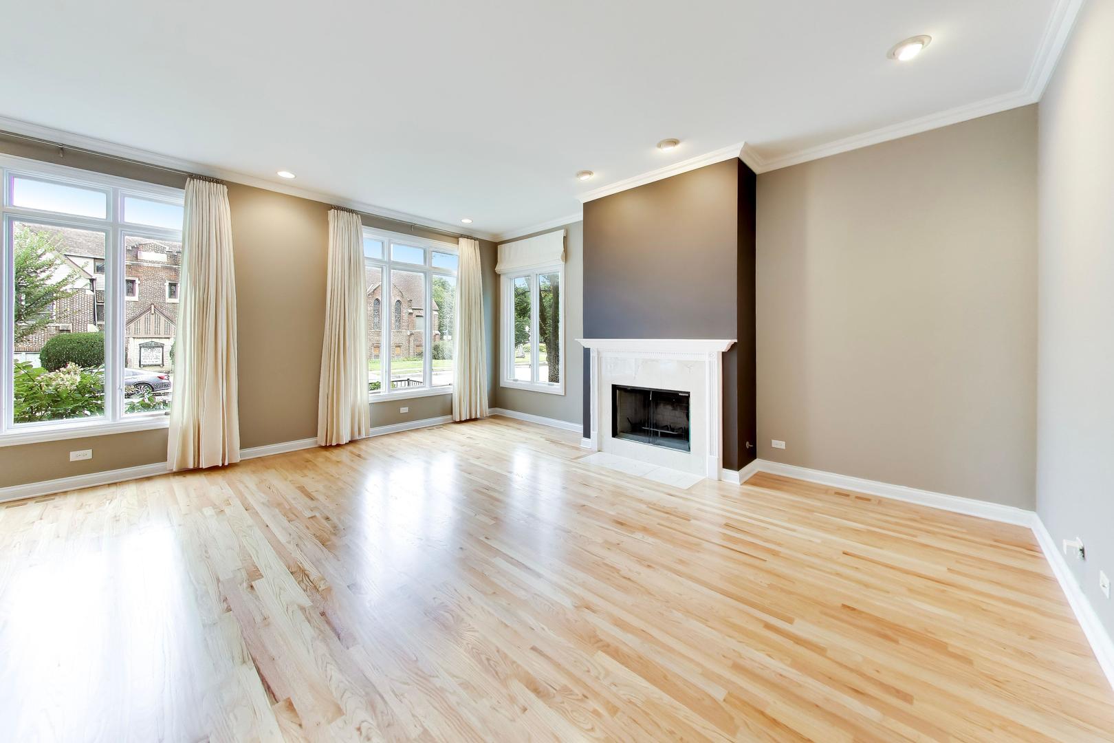 6743 N Oliphant Avenue Property Photo 24