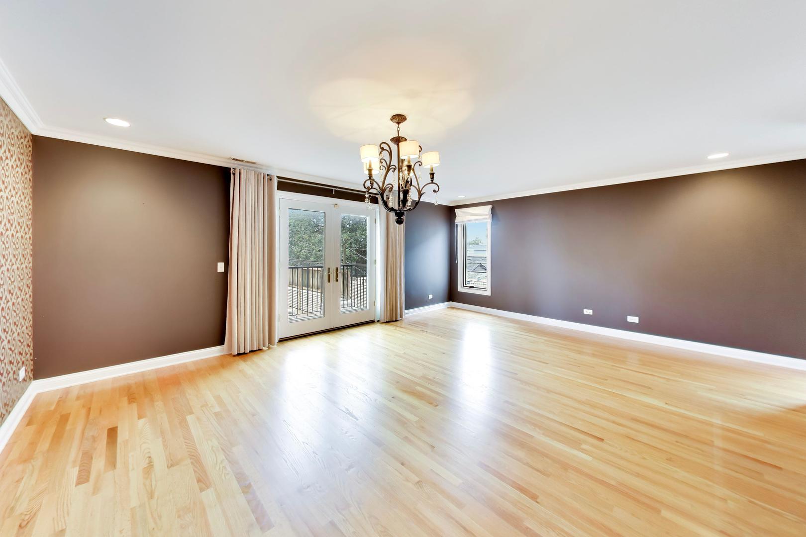6743 N Oliphant Avenue Property Photo 31