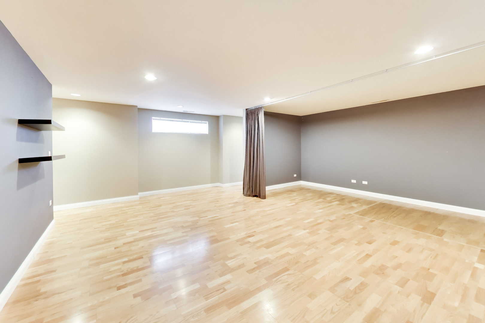 6743 N Oliphant Avenue Property Photo 58
