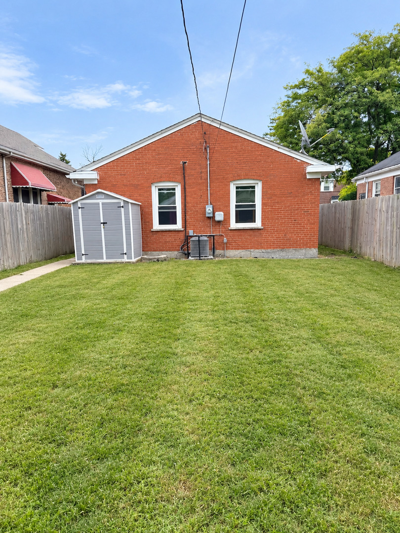 8446 S Constance Avenue Property Photo 9