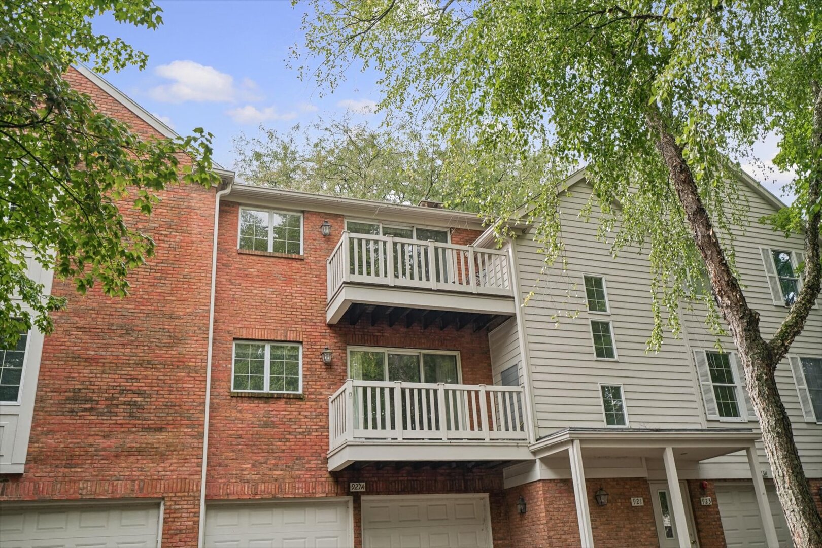921b Cheshire Drive B Property Photo 3