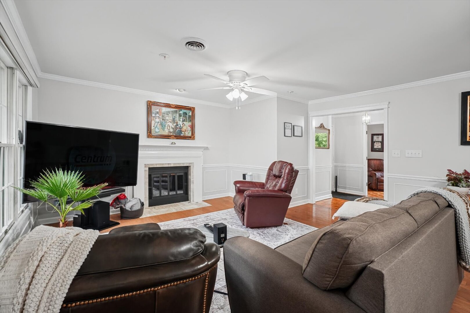 921b Cheshire Drive B Property Photo 13