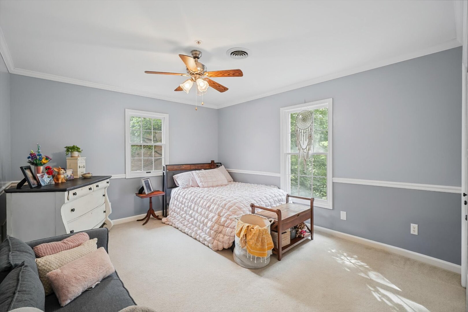 921b Cheshire Drive B Property Photo 56