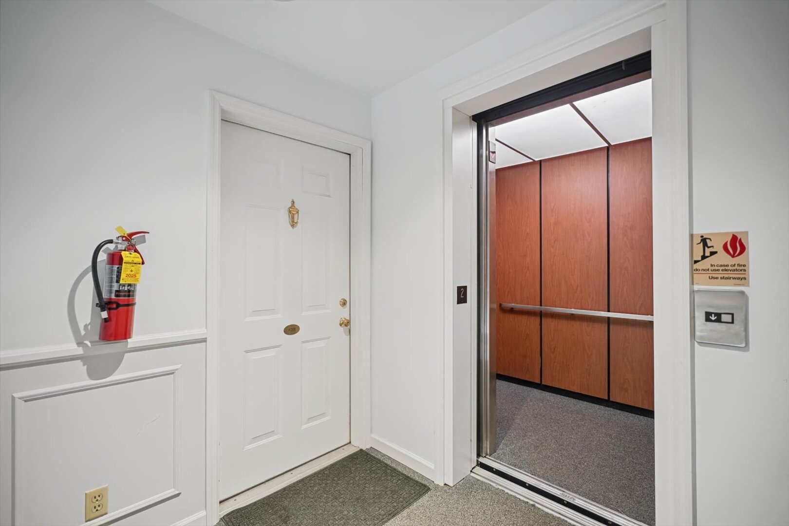 921b Cheshire Drive B Property Photo 60