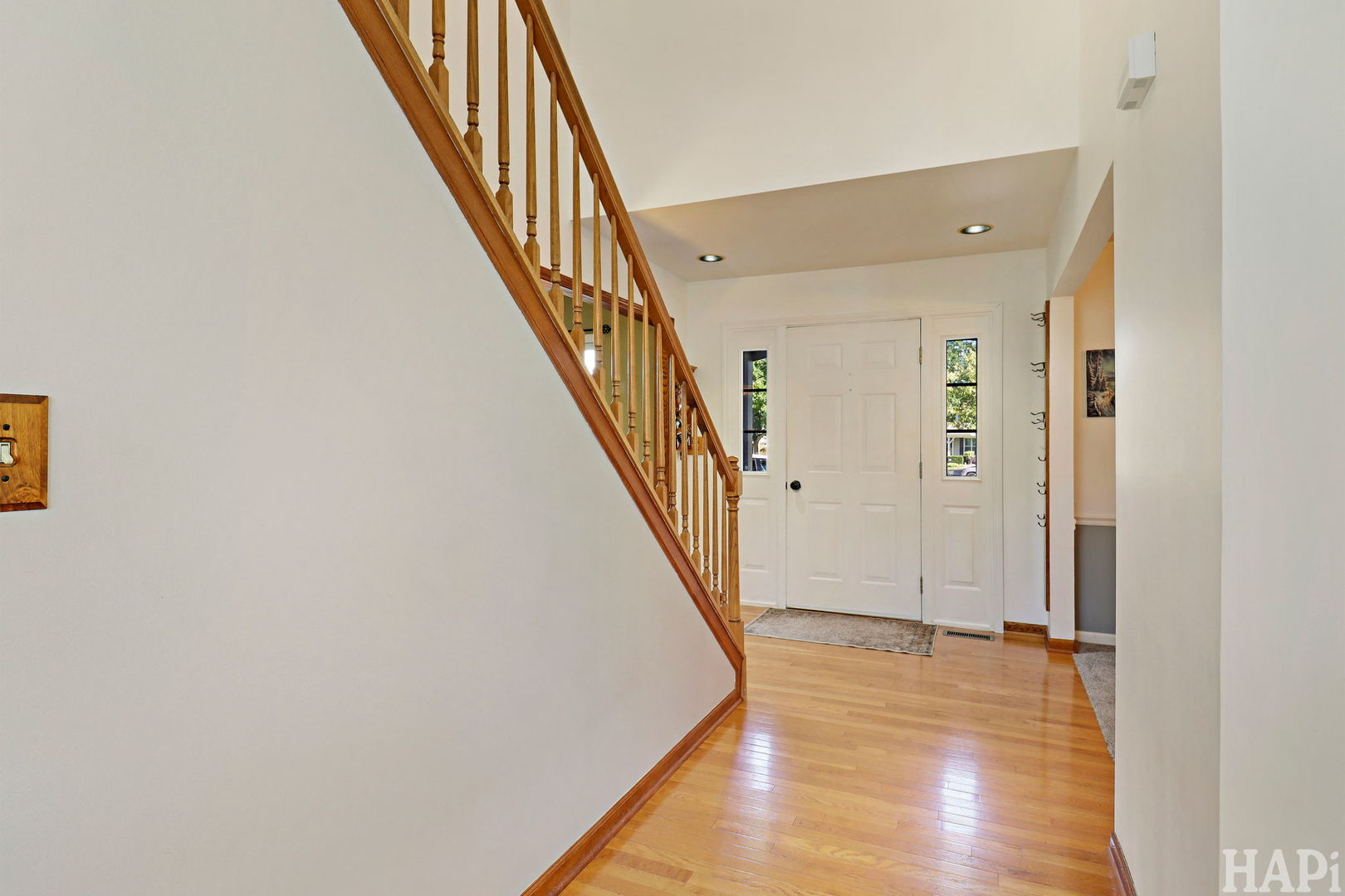 1446 Kingsbury Court Property Photo 4