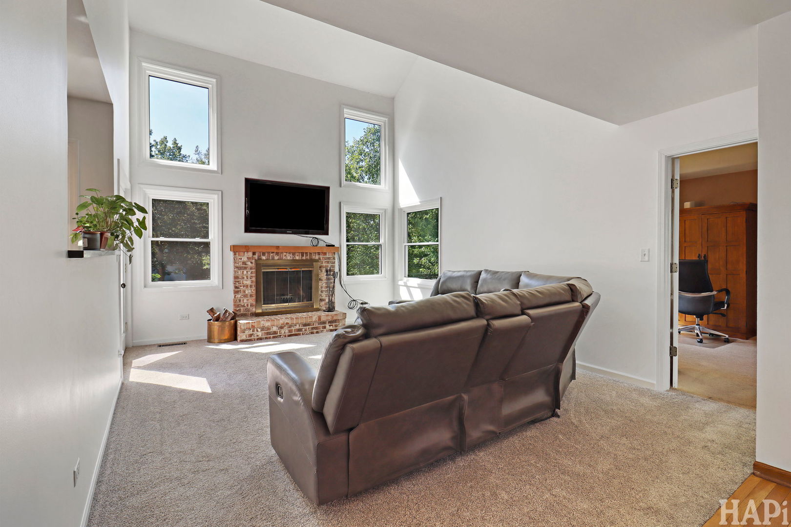 1446 Kingsbury Court Property Photo 11