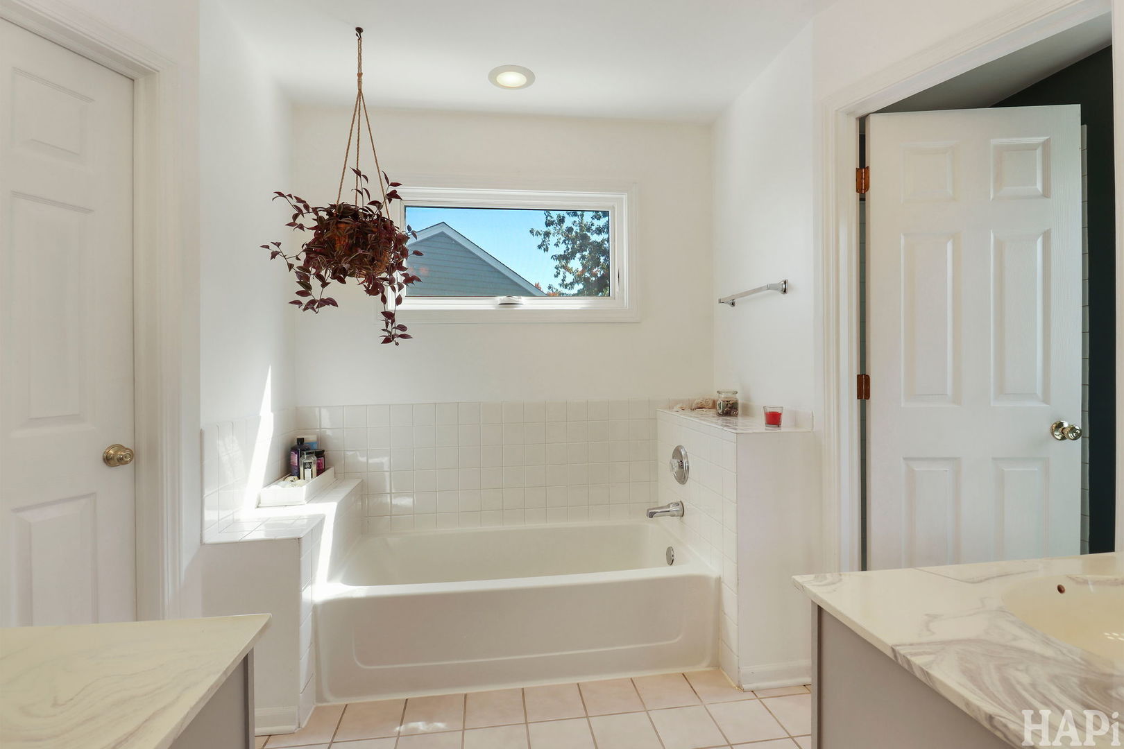 1446 Kingsbury Court Property Photo 29