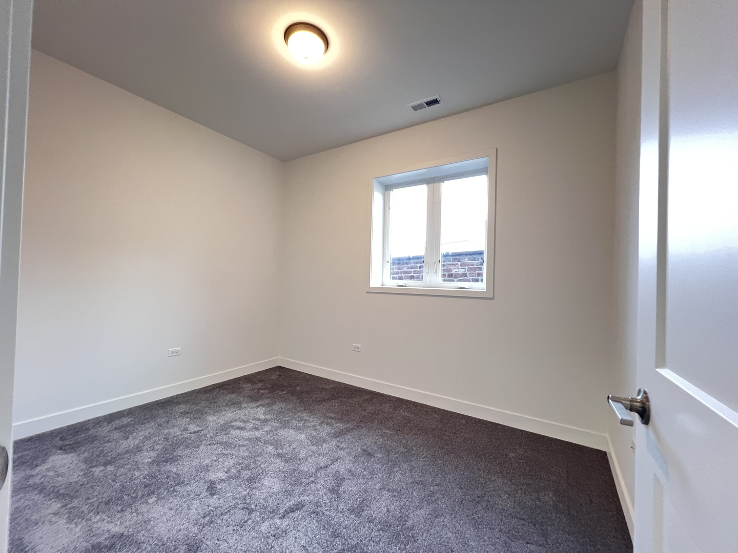 226 W 24th Street 2 Property Photo 11
