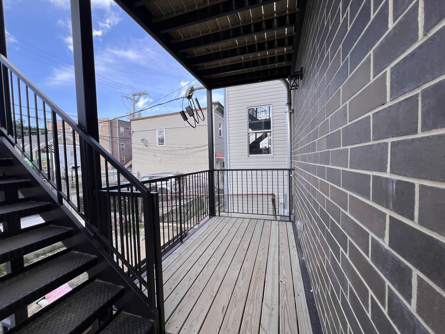 226 W 24th Street 2 Property Photo 16