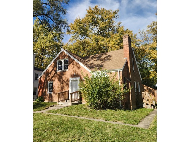 289 W 16th Street Property Photo 2