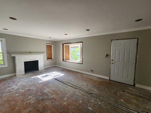 289 W 16th Street Property Photo 5