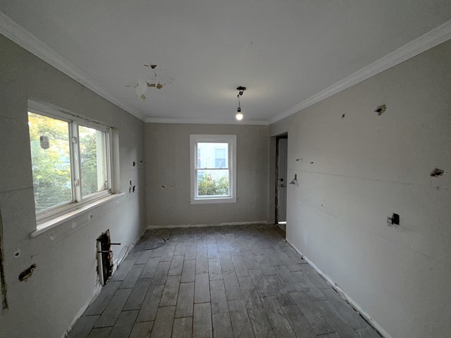 289 W 16th Street Property Photo 6