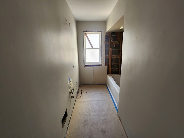 289 W 16th Street Property Photo 10