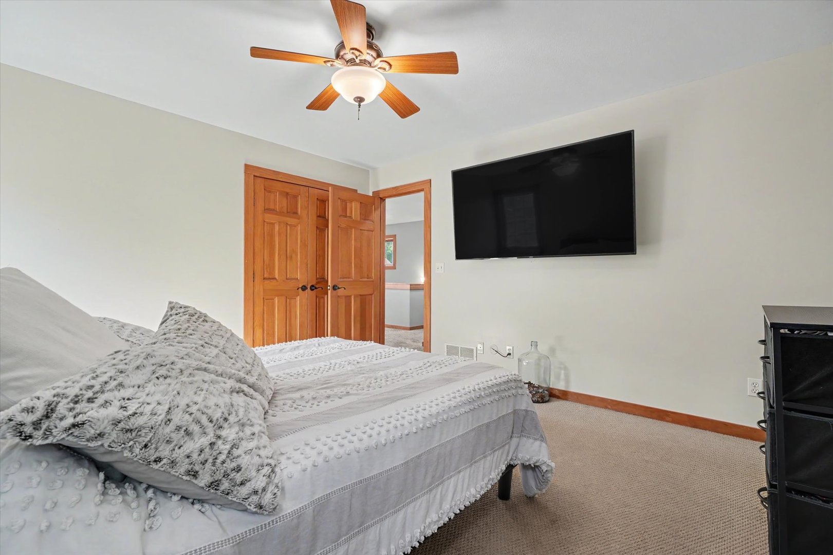 2 Hedgerow Court Property Photo 25