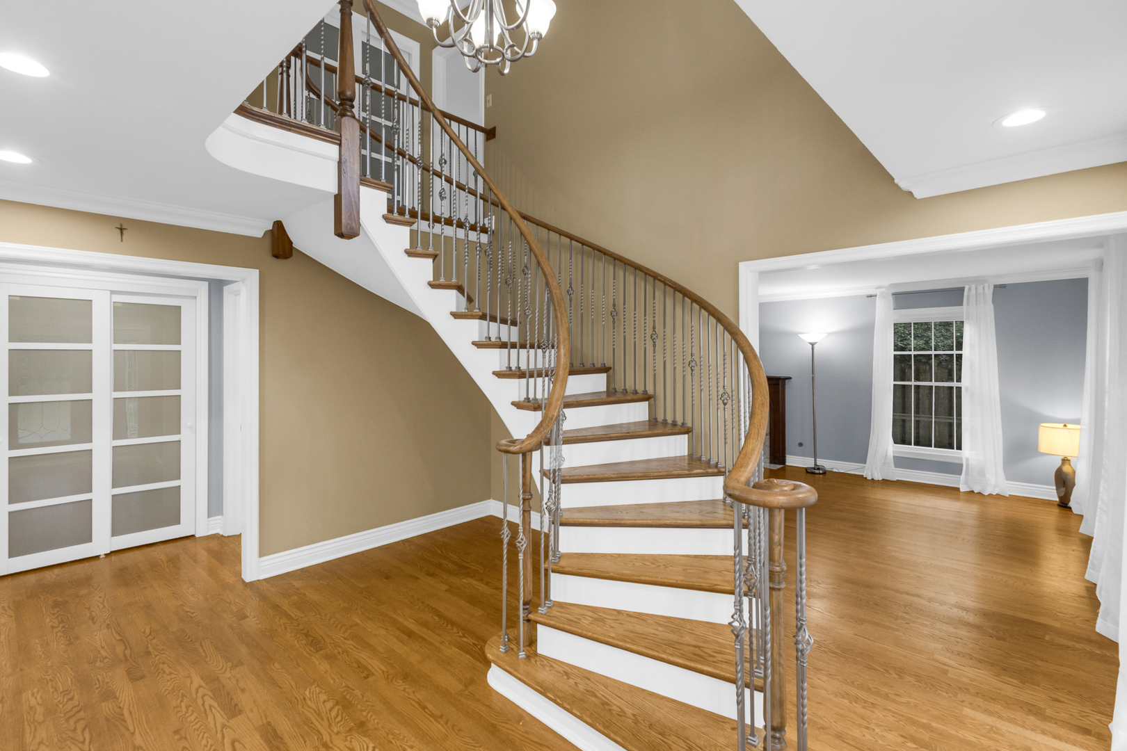 1802 S Fernandez Avenue Property Photo 3