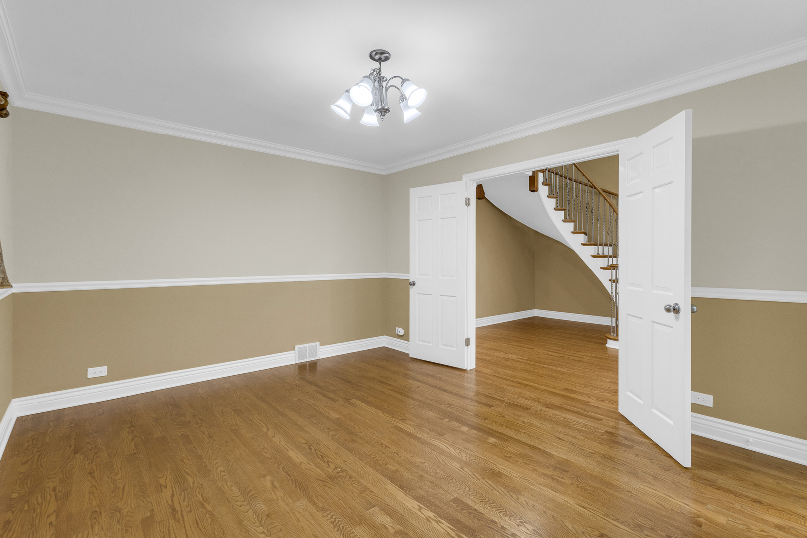 1802 S Fernandez Avenue Property Photo 8