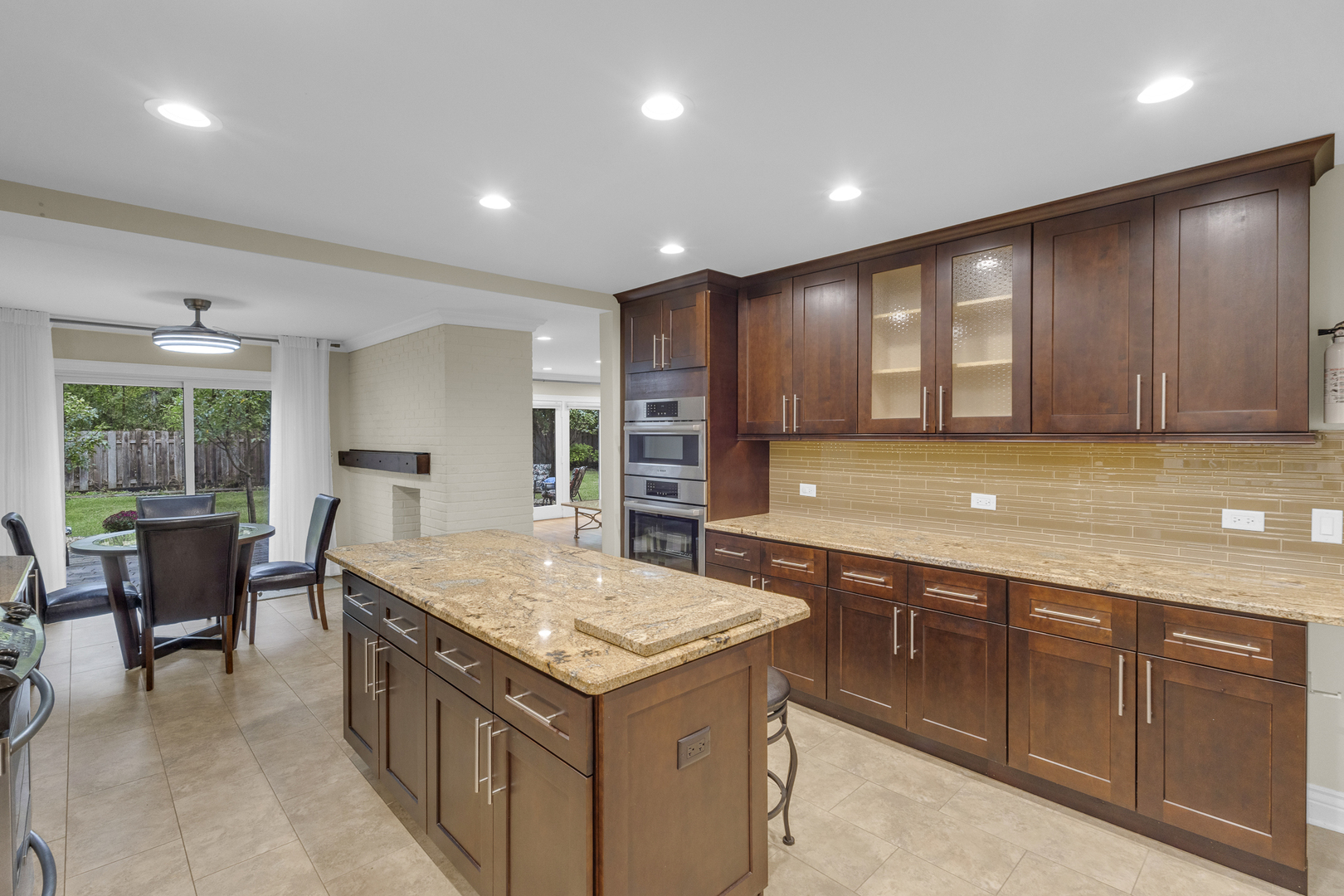 1802 S Fernandez Avenue Property Photo 10