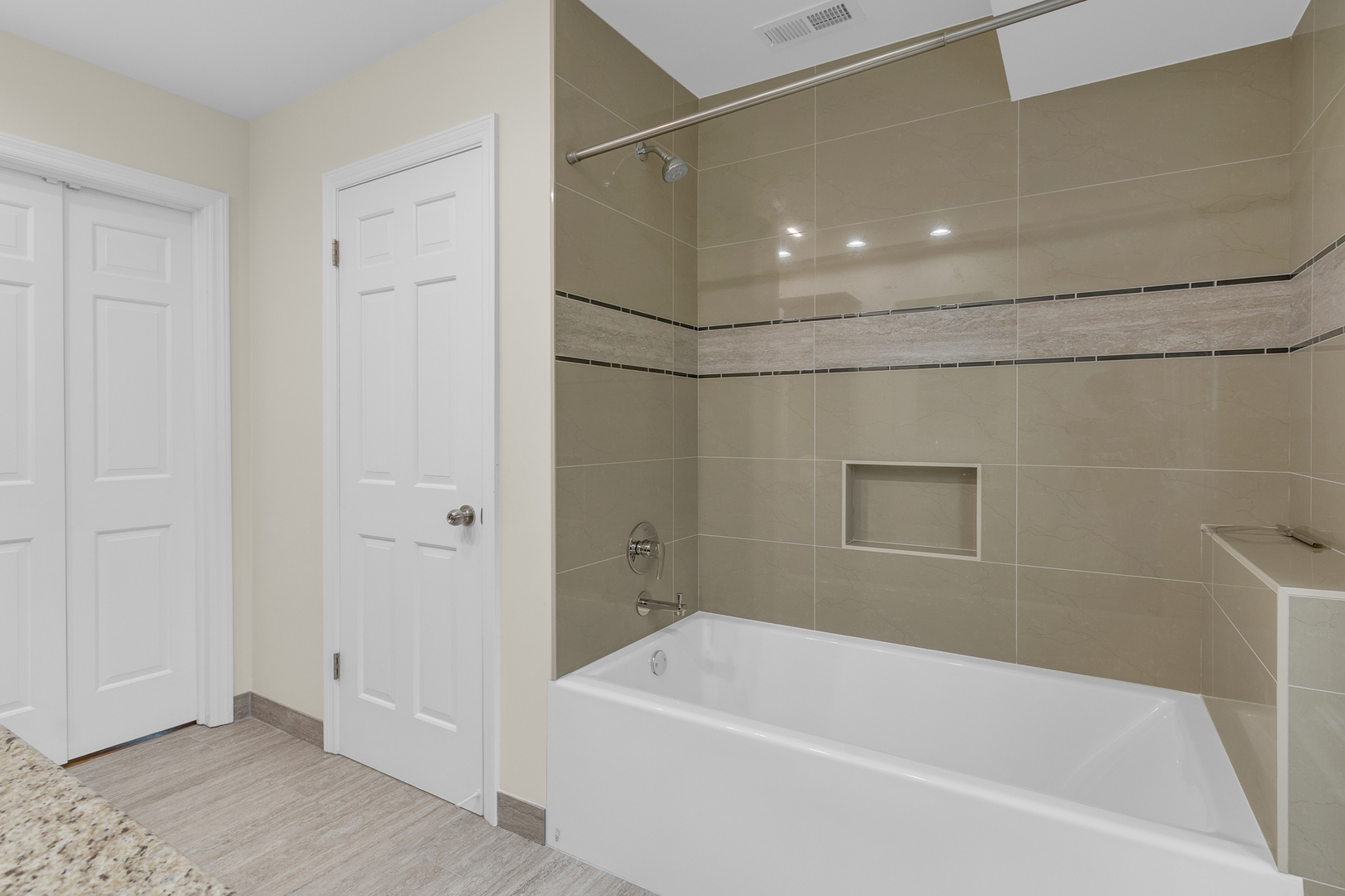 1802 S Fernandez Avenue Property Photo 30