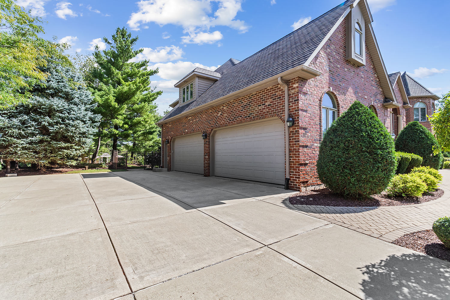 14044 W Austrian Court Property Photo 14