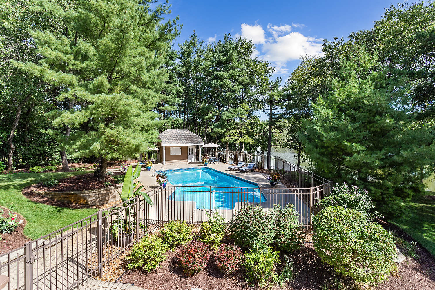 14044 W Austrian Court Property Photo 16