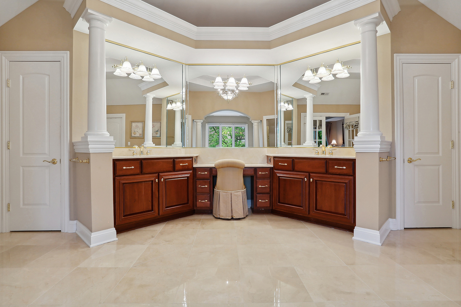 14044 W Austrian Court Property Photo 54